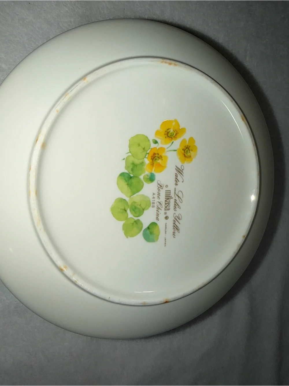 Vintage Mikasa Water Lilies Yellow Bone China Round Vegetable Bowl 9